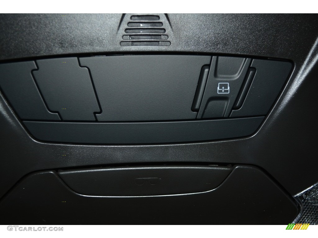 2017 Focus RS Hatch - Stealth Gray / Charcoal Black Recaro Leather photo #20