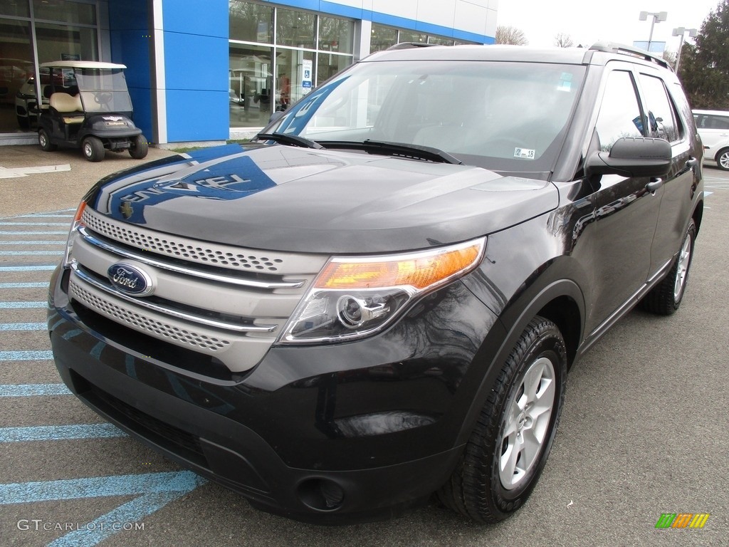 2014 Explorer 4WD - Tuxedo Black / Medium Light Stone photo #15