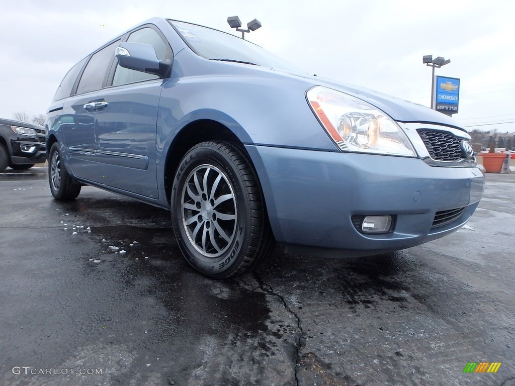2011 Sedona EX - Glacier Blue / Gray photo #12