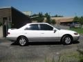 Super White - Camry LE Photo No. 9