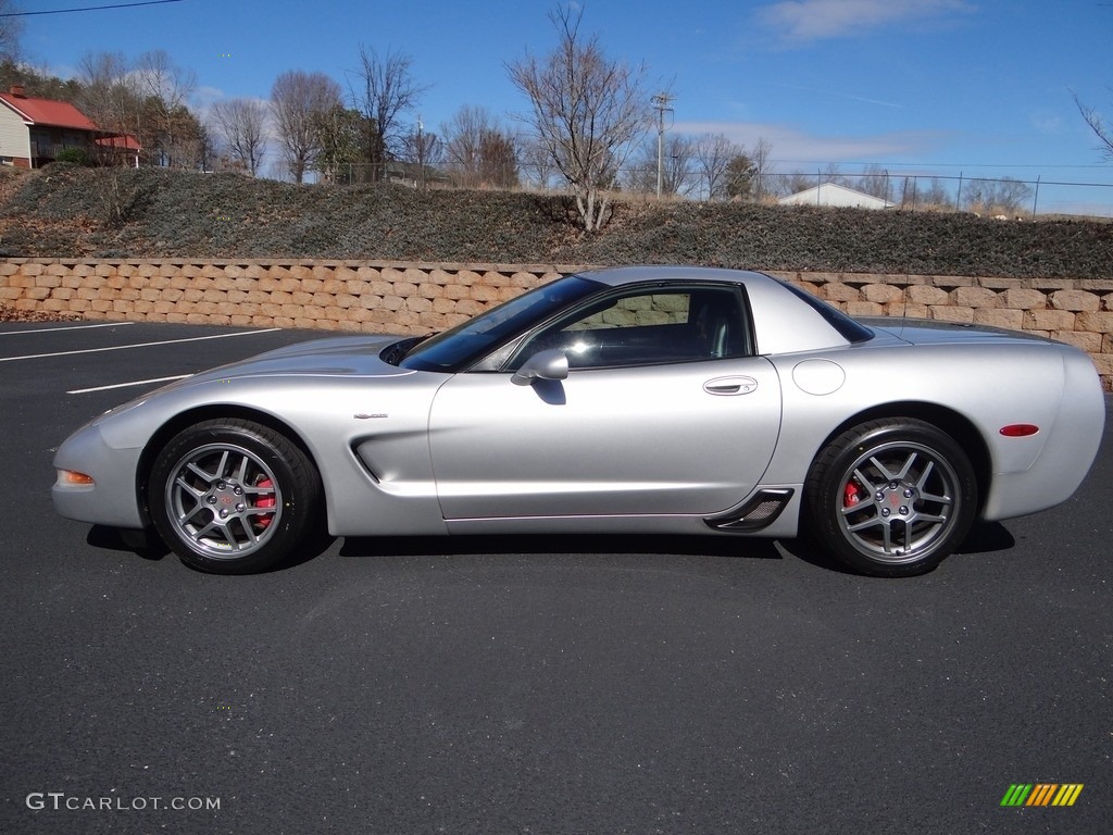 Quicksilver Metallic 2001 Chevrolet Corvette Coupe Exterior Photo #118757250