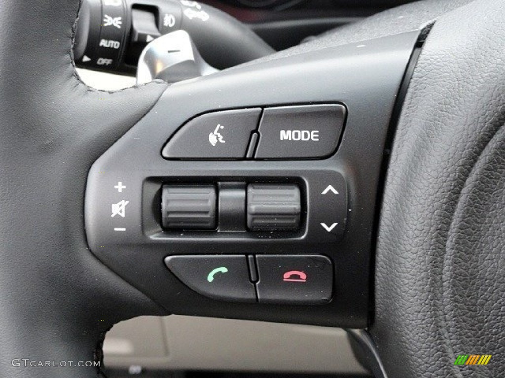 2017 Kia Sorento EX Controls Photo #118760538