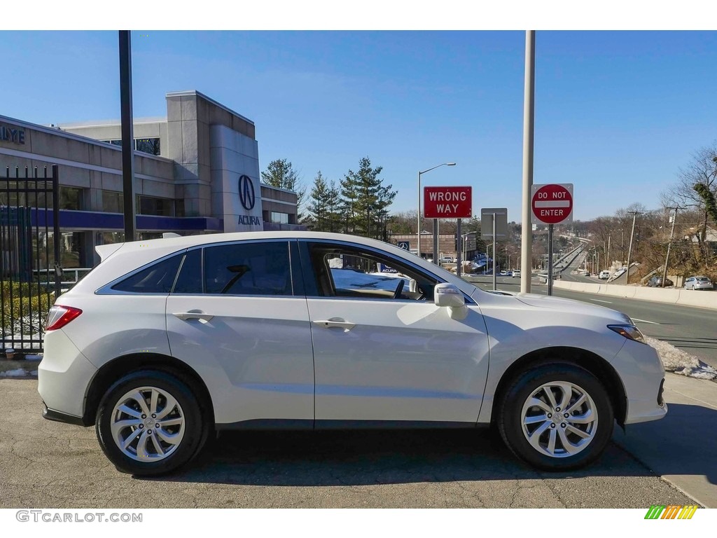 2017 RDX Technology AWD - White Diamond Pearl / Parchment photo #3