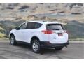 Super White - RAV4 XLE Photo No. 8