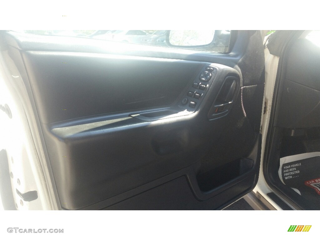 2003 Grand Cherokee Laredo - Stone White / Dark Slate Gray photo #9