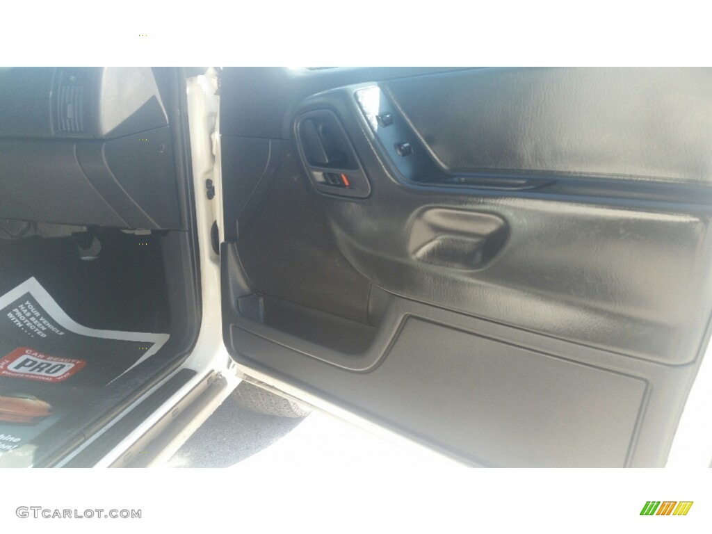 2003 Grand Cherokee Laredo - Stone White / Dark Slate Gray photo #16