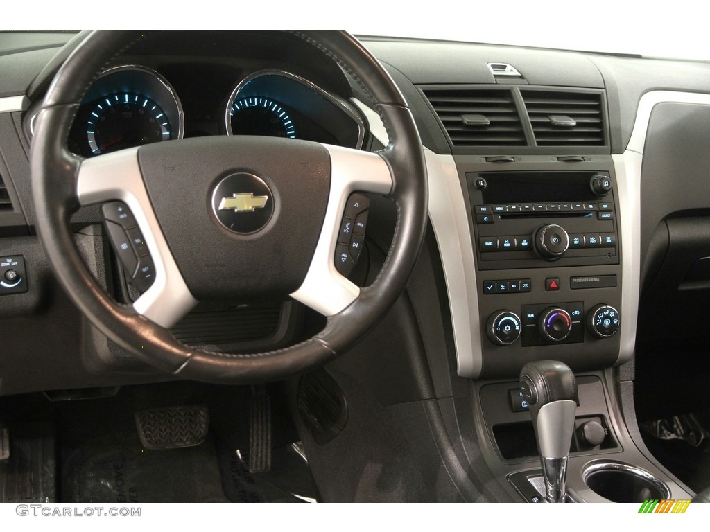 2010 Chevrolet Traverse LT Ebony Dashboard Photo #118771552