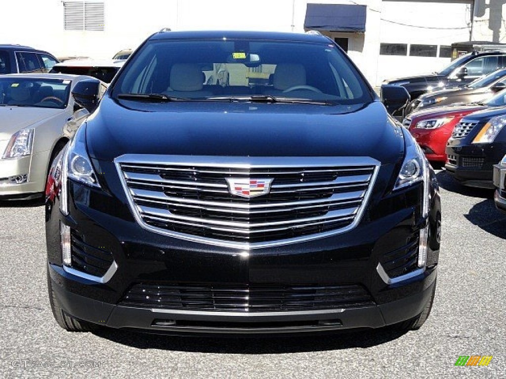 2017 XT5 FWD - Stellar Black Metallic / Sahara Beige photo #2