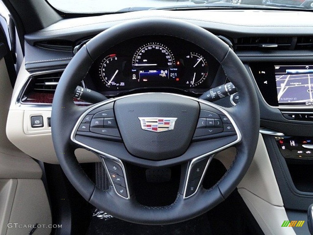 2017 Cadillac XT5 Premium Luxury Steering Wheel Photos