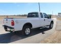 Oxford White - F250 Super Duty XLT SuperCab 4x4 Photo No. 30