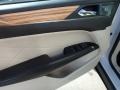 White Platinum Metallic Tri-coat - MKC AWD Photo No. 20