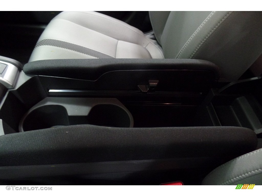 2017 Civic LX Sedan - Modern Steel Metallic / Gray photo #24