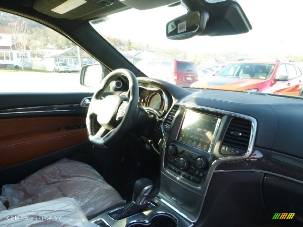 2017 Grand Cherokee SRT 4x4 - Diamond Black Crystal Pearl / Black/Sepia photo #11