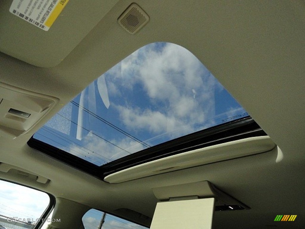2017 Cadillac Escalade ESV Luxury 4WD Sunroof Photos
