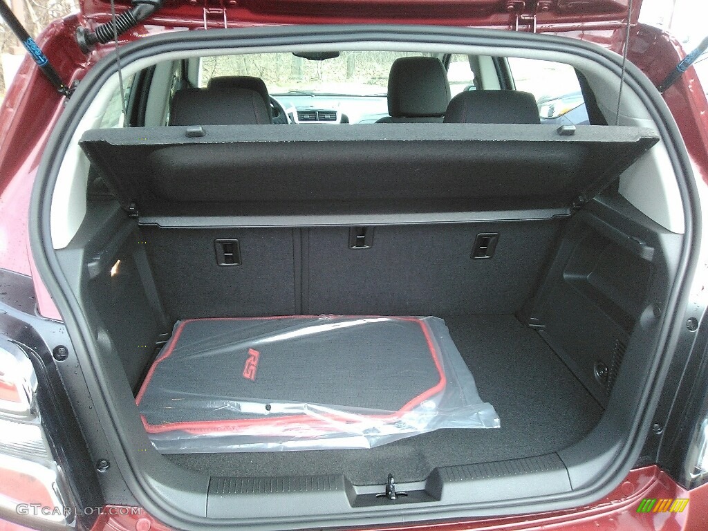 2017 Chevrolet Sonic LT Hatchback Trunk Photo #118790161