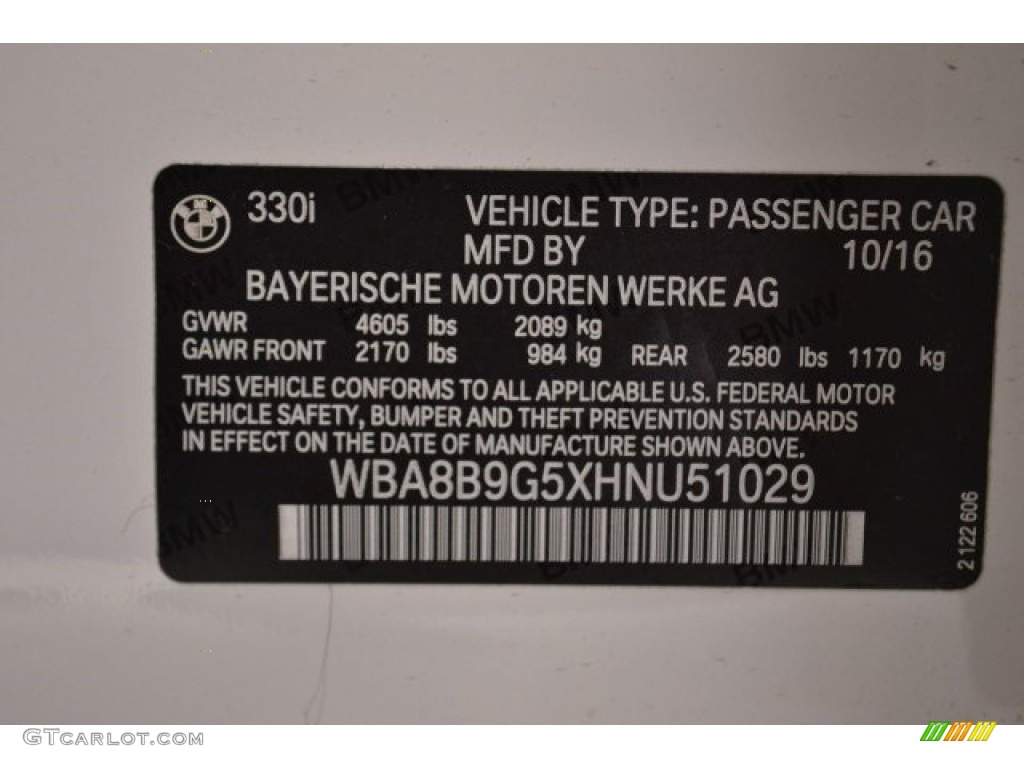 2017 3 Series 330i Sedan - Mineral White Metallic / Black photo #30