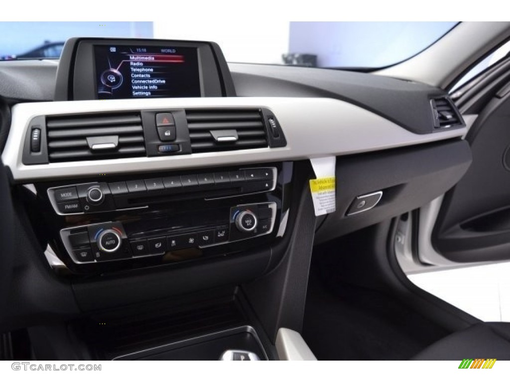 2017 3 Series 320i Sedan - Alpine White / Black photo #23