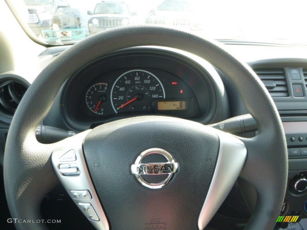 2017 Nissan Versa S Charcoal Steering Wheel Photo #118807081