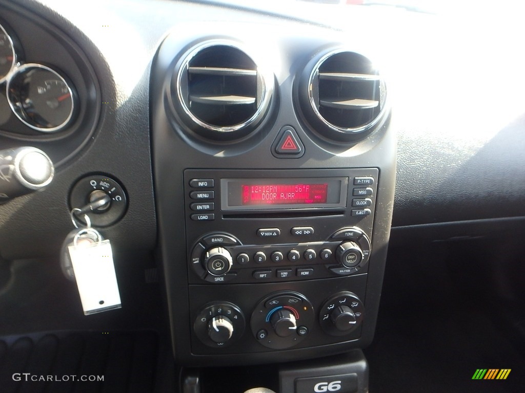 2005 G6 Sedan - Black / Ebony photo #13