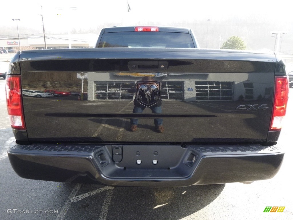 2017 1500 Express Quad Cab 4x4 - Brilliant Black Crystal Pearl / Black/Diesel Gray photo #4