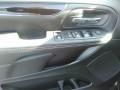 Black Onyx - Grand Caravan SE Photo No. 3