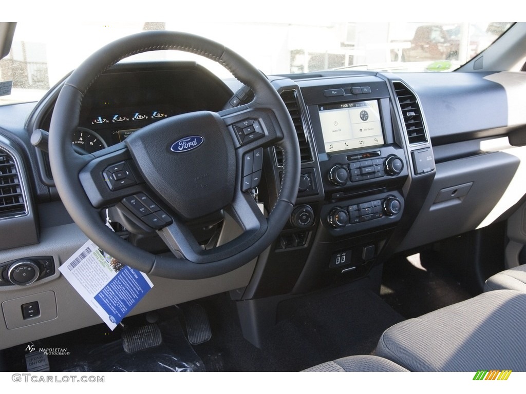 2017 F150 XLT SuperCab 4x4 - Caribou / Earth Gray photo #11