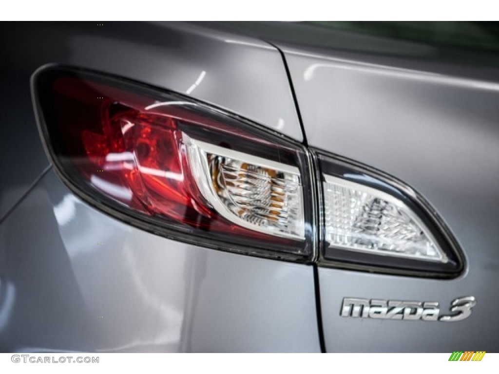 2010 MAZDA3 i Touring 4 Door - Metropolitan Gray Mica / Black photo #24