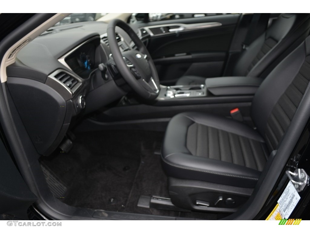 2017 Fusion SE - Shadow Black / Ebony photo #6