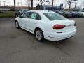 2017 Pure White Volkswagen Passat SE Sedan  photo #4