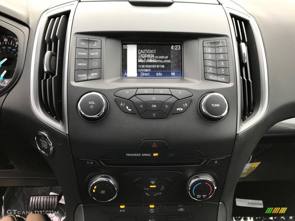 2017 Ford Edge SE AWD Controls Photo #118836349