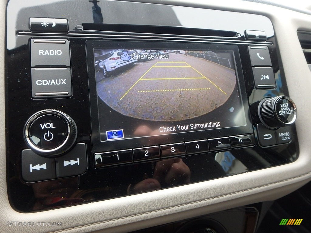 2017 Honda HR-V LX AWD Controls Photos