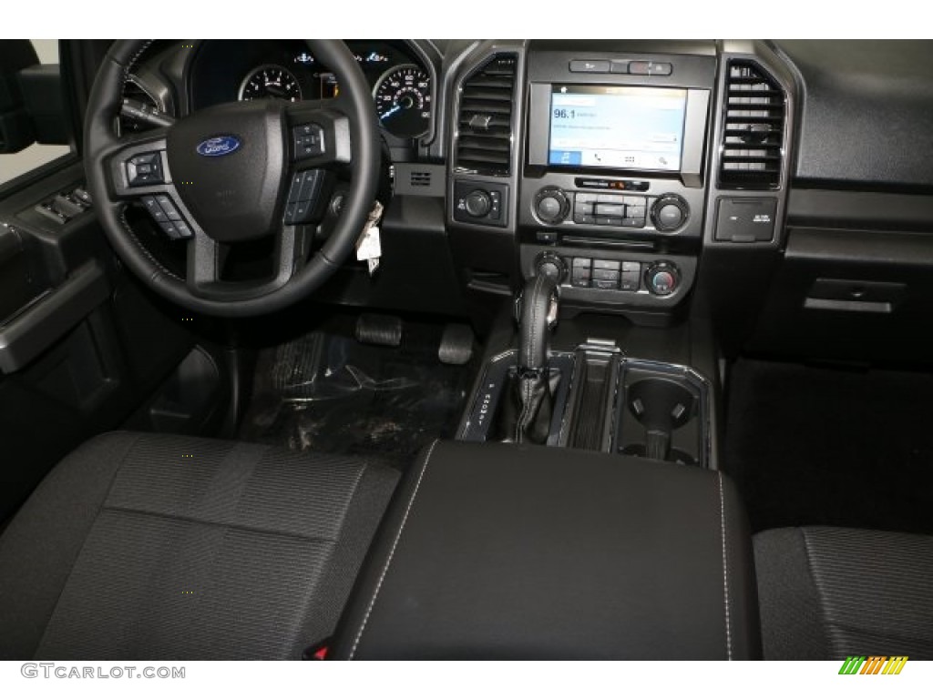 2017 F150 XLT SuperCrew 4x4 - Magnetic / Black photo #2