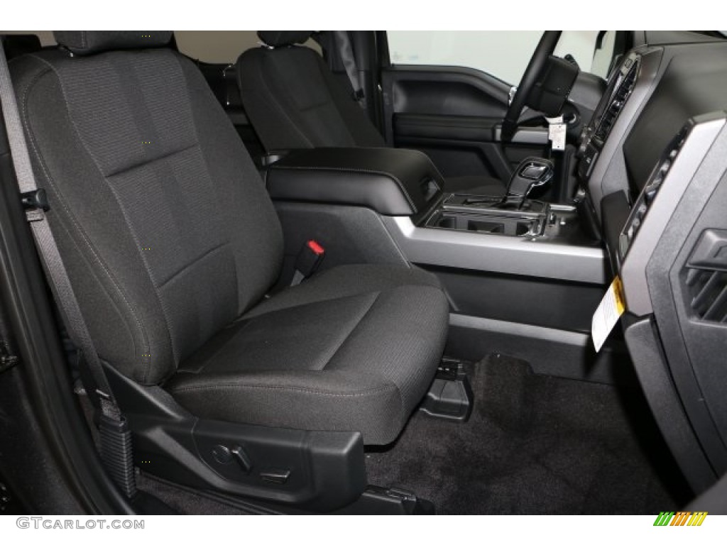2017 F150 XLT SuperCrew 4x4 - Magnetic / Black photo #3
