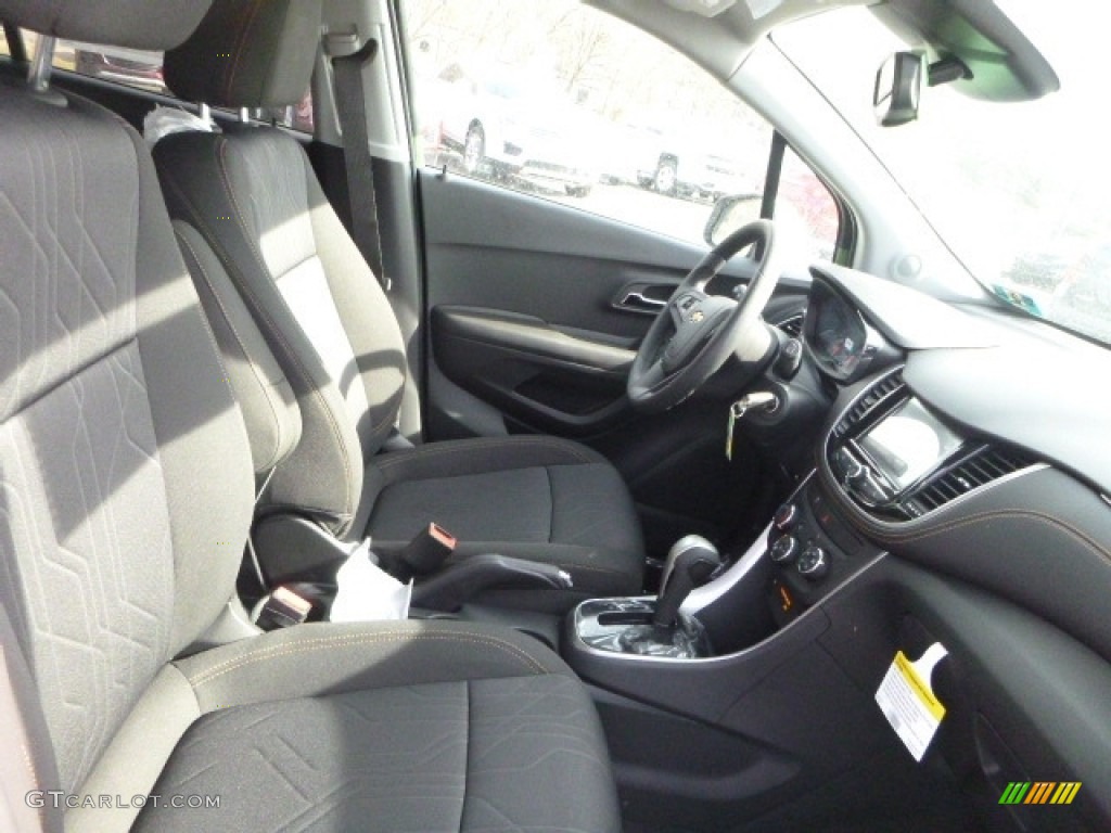 2017 Trax LT AWD - Silver Ice Metallic / Jet Black photo #3