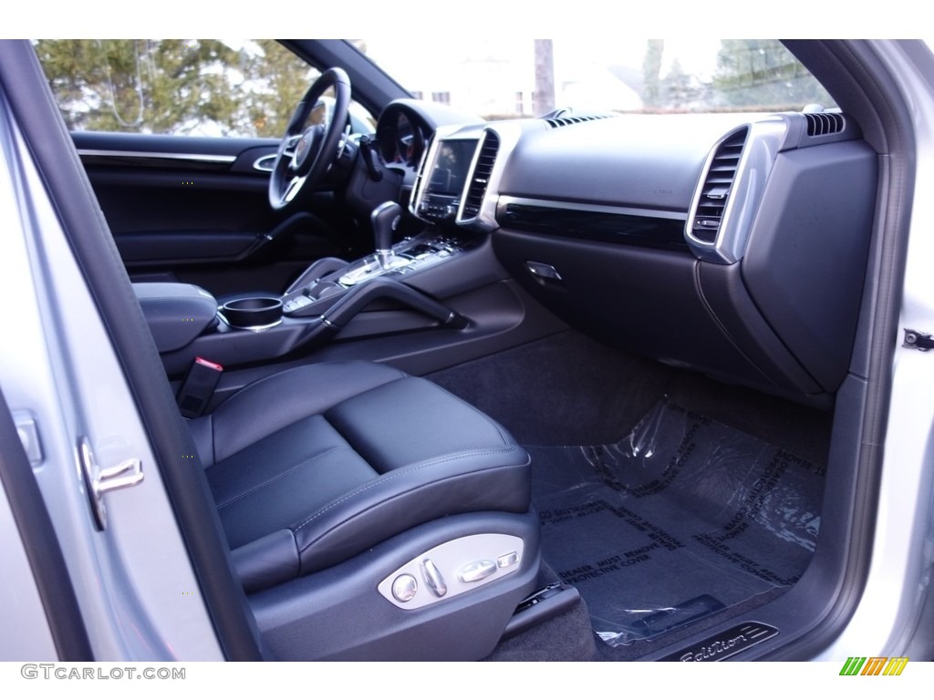 2017 Porsche Cayenne Platinum Edition Front Seat Photo #118847404