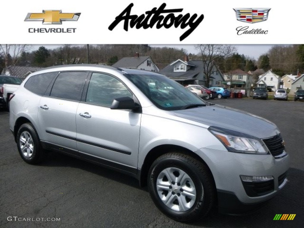 2017 Traverse LS AWD - Silver Ice Metallic / Dark Titanium/Light Titanium photo #1