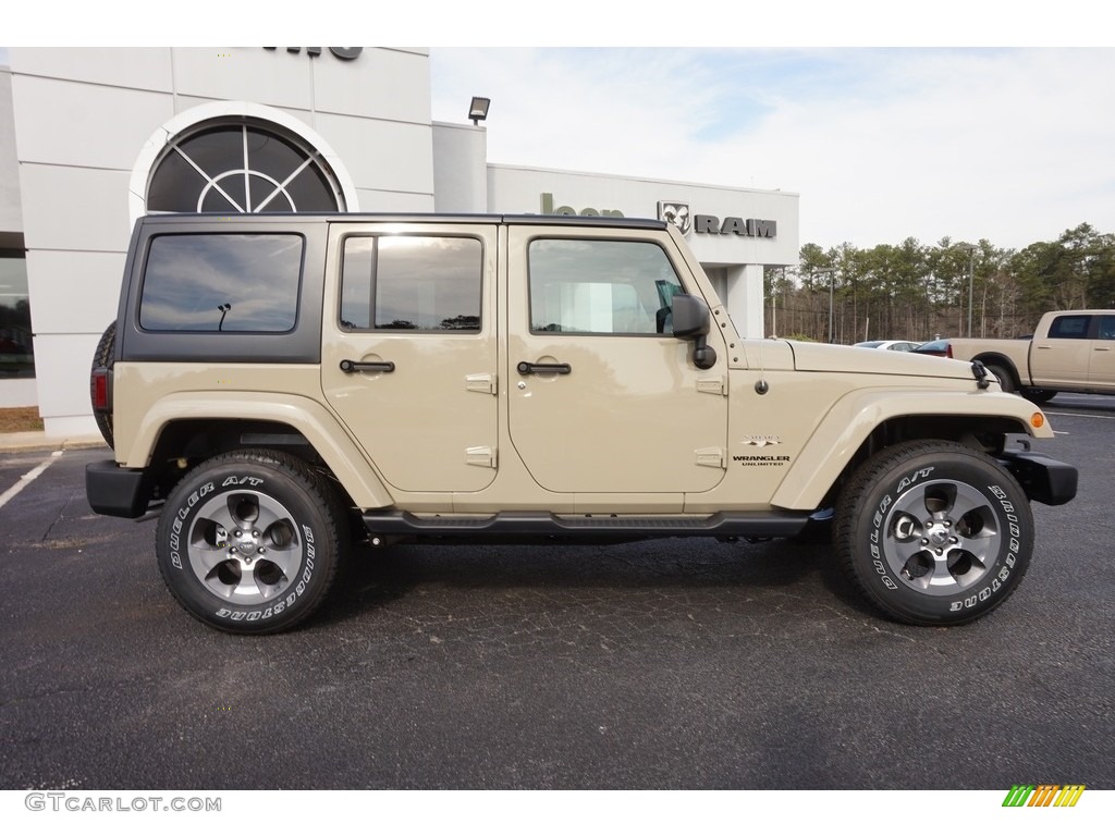 2017 Wrangler Unlimited Sahara 4x4 - Gobi / Black photo #8