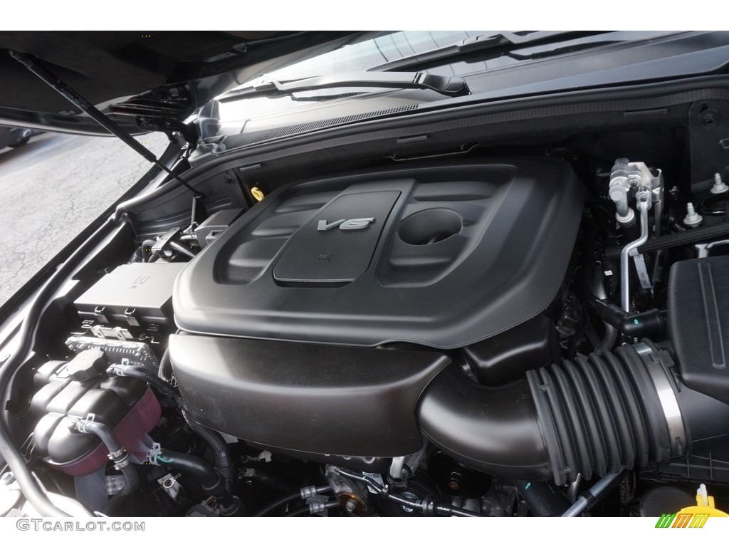 2017 Grand Cherokee Laredo - Diamond Black Crystal Pearl / Black photo #14