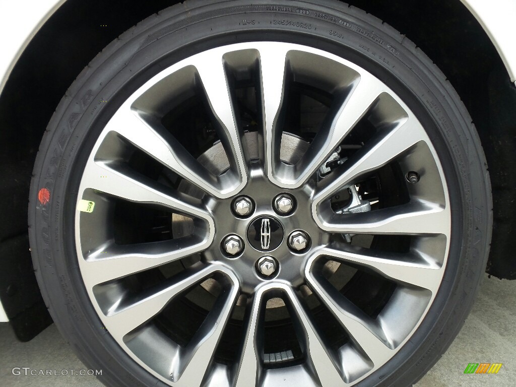2017 Lincoln Continental Reserve AWD Wheel Photo #118852145