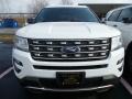 2017 Oxford White Ford Explorer XLT  photo #2