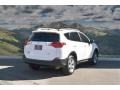 Super White - RAV4 XLE Photo No. 3