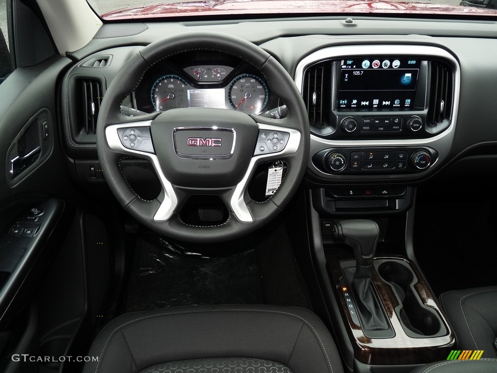 2017 GMC Canyon SLE Extended Cab Dashboard Photos