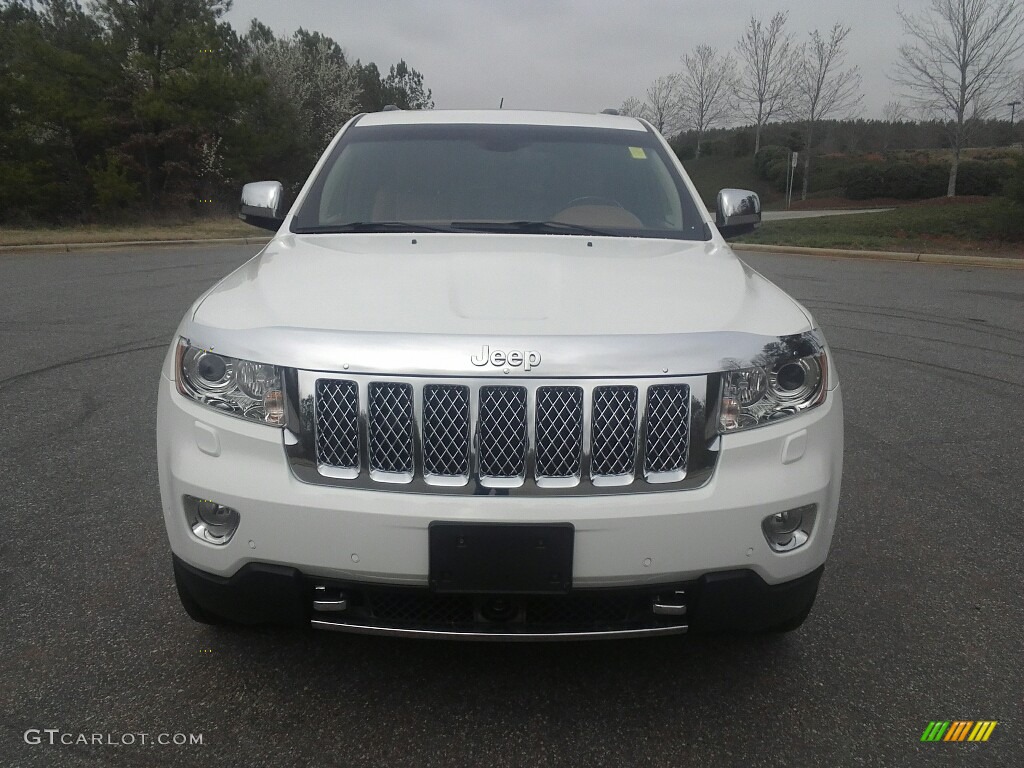 2013 Grand Cherokee Overland Summit 4x4 - Bright White / New Saddle/Black photo #18