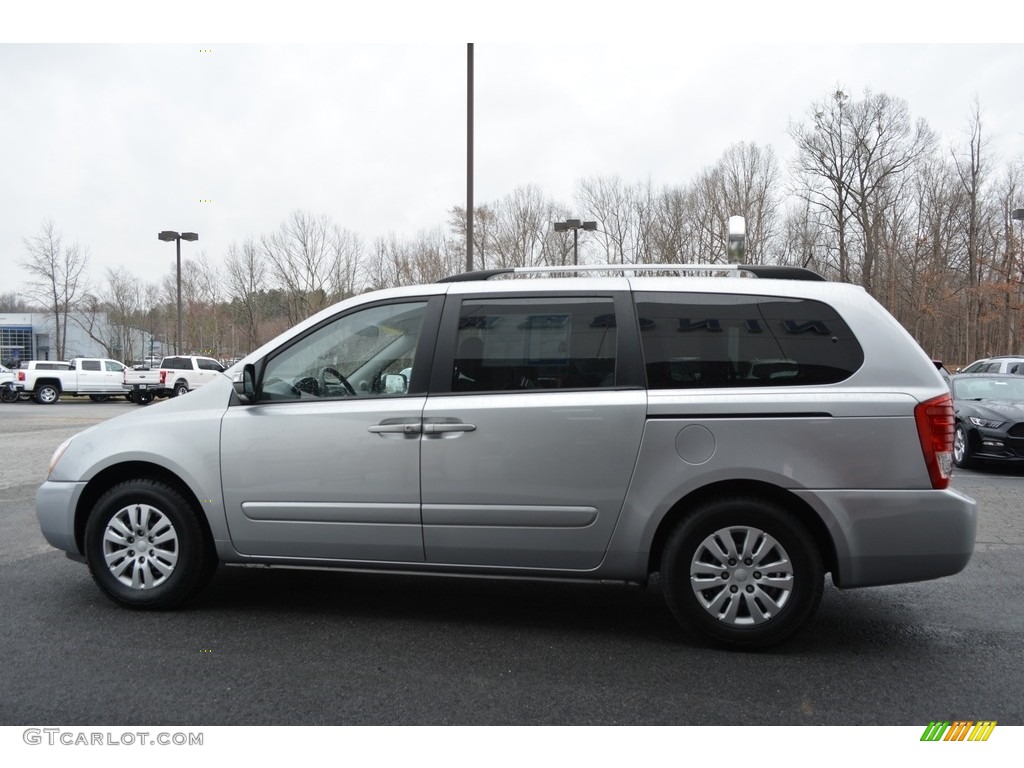 2011 Sedona LX - Clear Silver / Beige photo #5