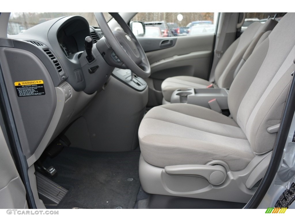 2011 Sedona LX - Clear Silver / Beige photo #9