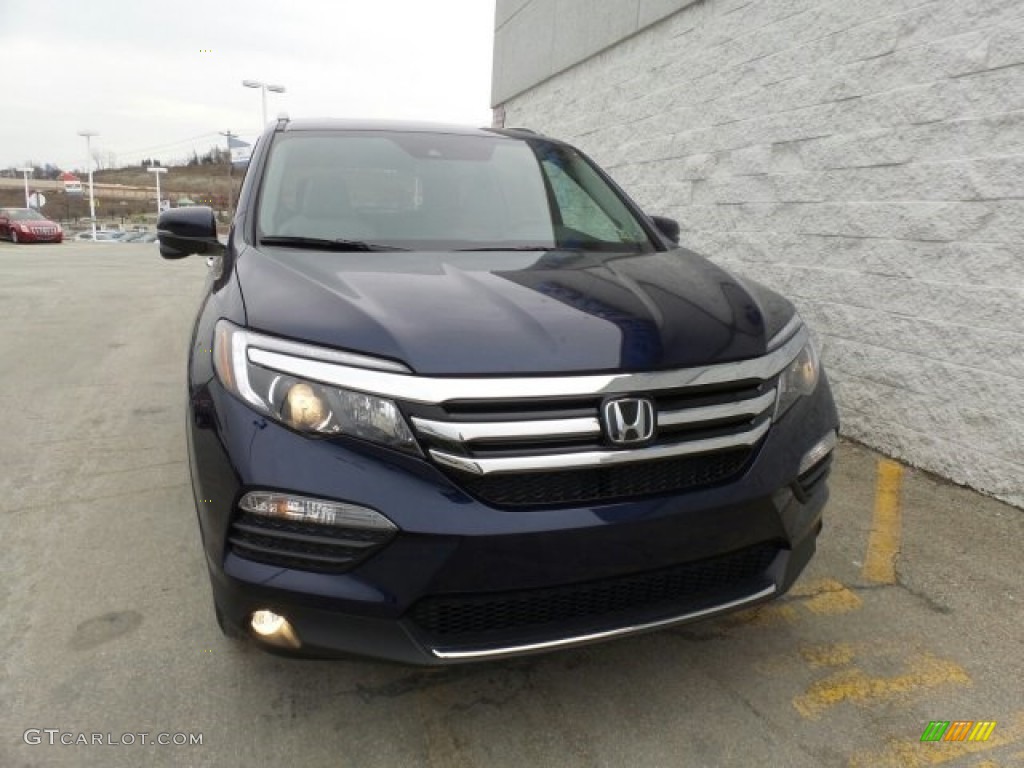 2017 Obsidian Blue Metallic Honda Pilot Touring AWD 118851291 Photo 4