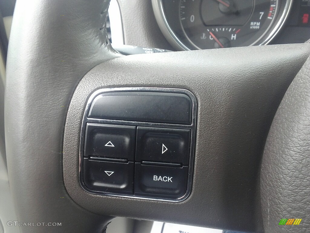 2012 Grand Cherokee Laredo 4x4 - White Gold Metallic / Dark Graystone/Medium Graystone photo #13