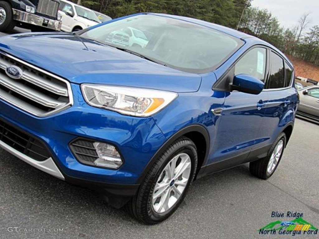 2017 Escape SE - Lightning Blue / Charcoal Black photo #33