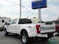 White Platinum - F350 Super Duty Platinum Crew Cab 4x4 Photo No. 3