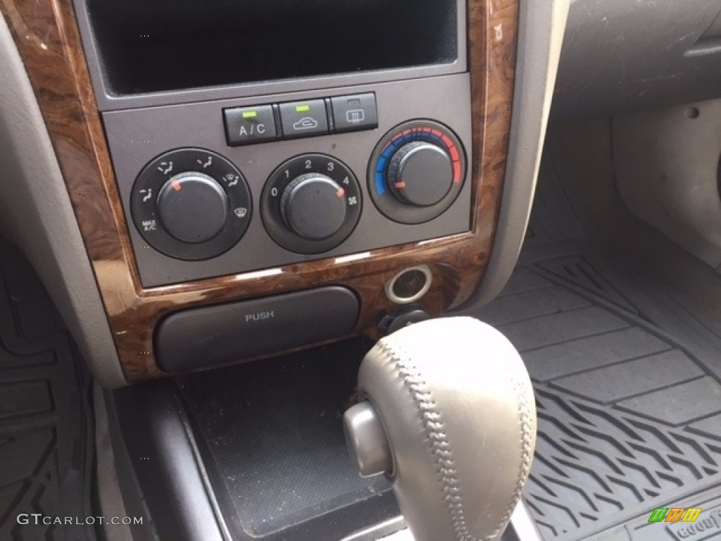 2006 Elantra GLS Sedan - Nordic White / Beige photo #11